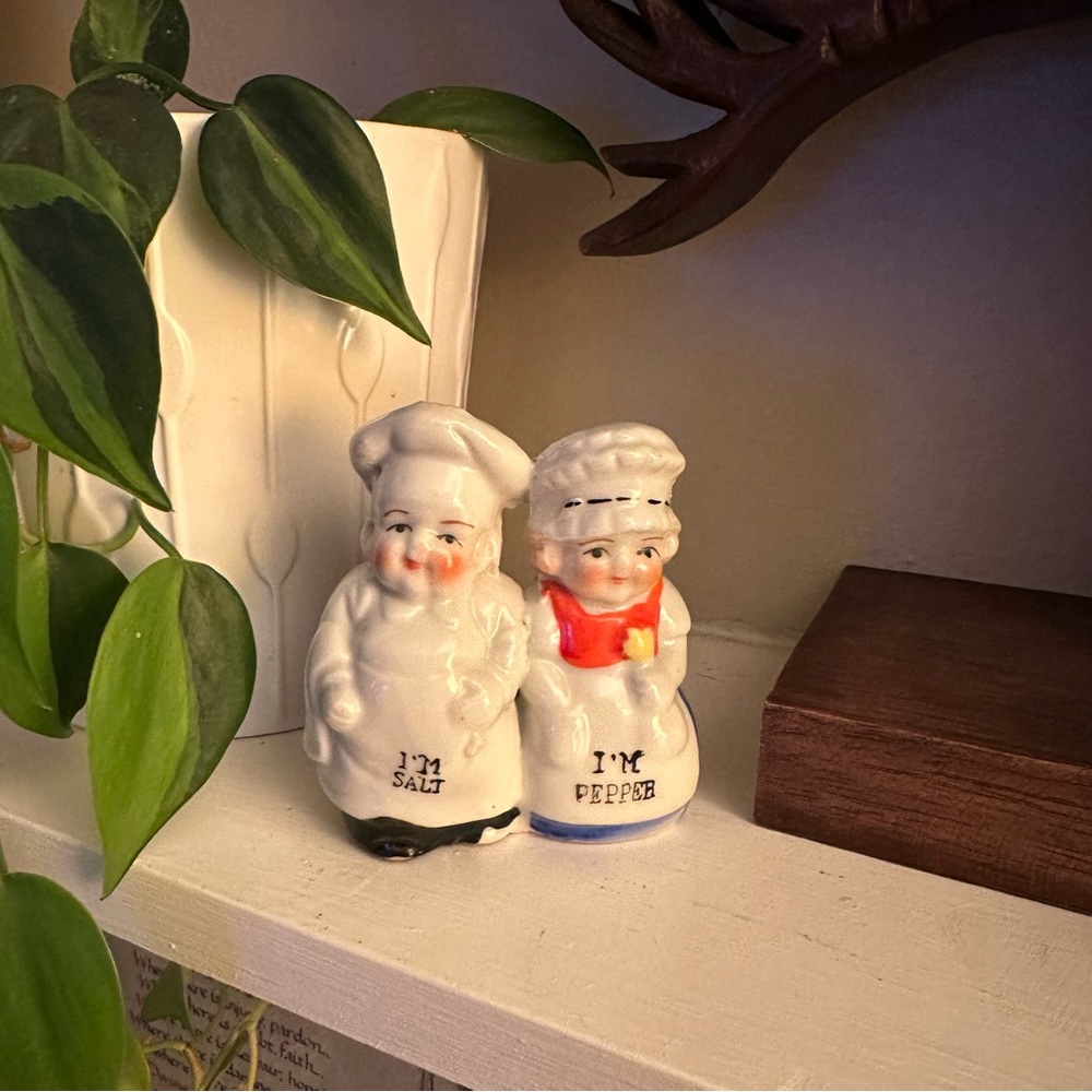Vintage Chef & Cook Conjoined Salt and Pepper Shakers - Made in Japan